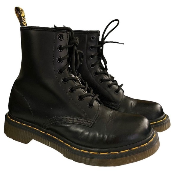 Black Doc Martens Booties Sz 6 w BOX